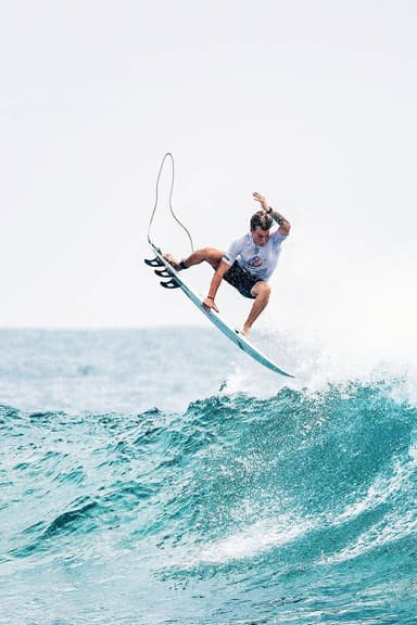 Surfing - Hikkaduwa